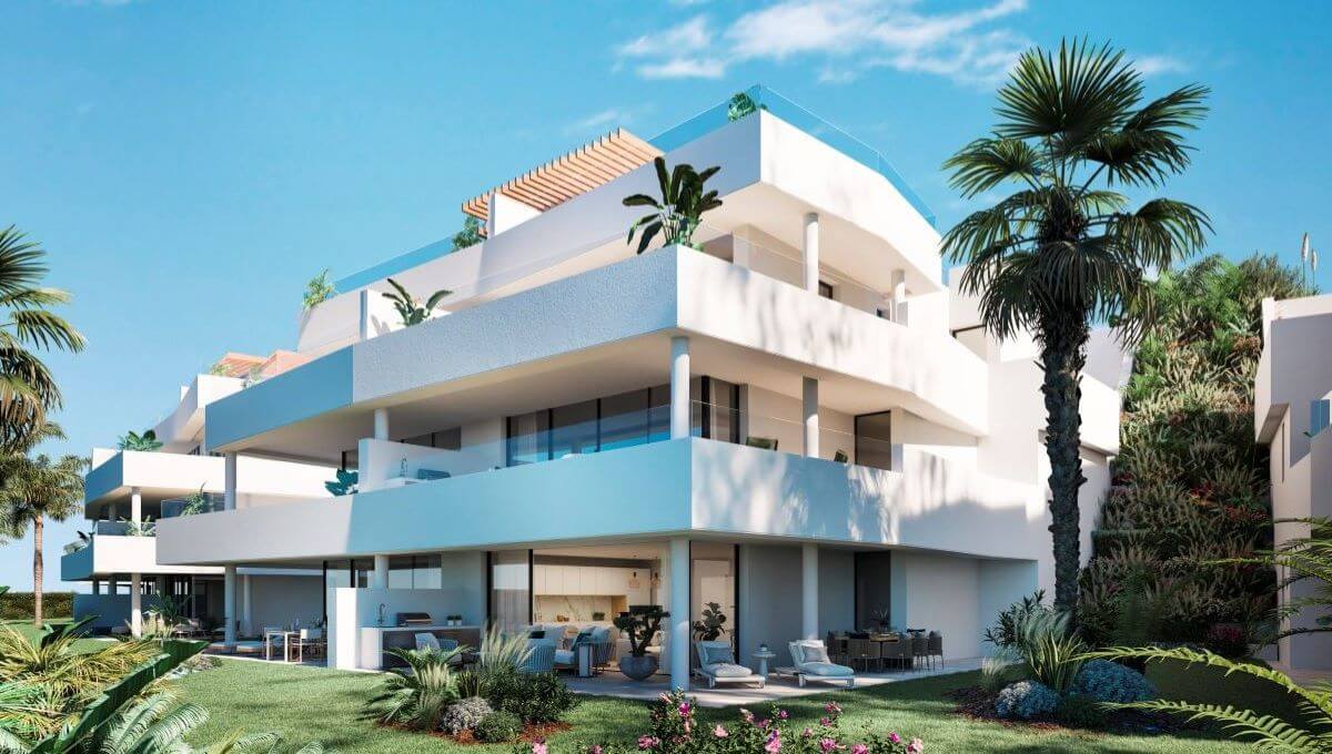 Penthouse in Estepona with 2 bedrooms and 2 bathrooms 108m2