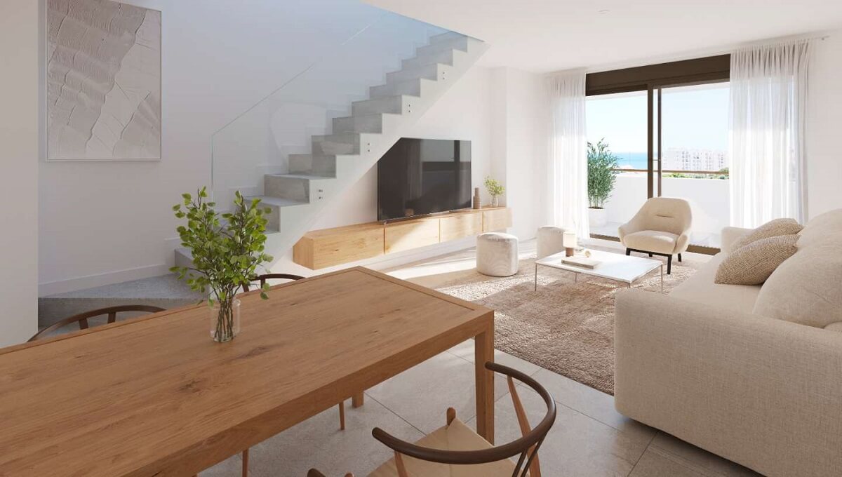 Penthouse in Estepona with 3 bedrooms and 2 bathrooms 96m2