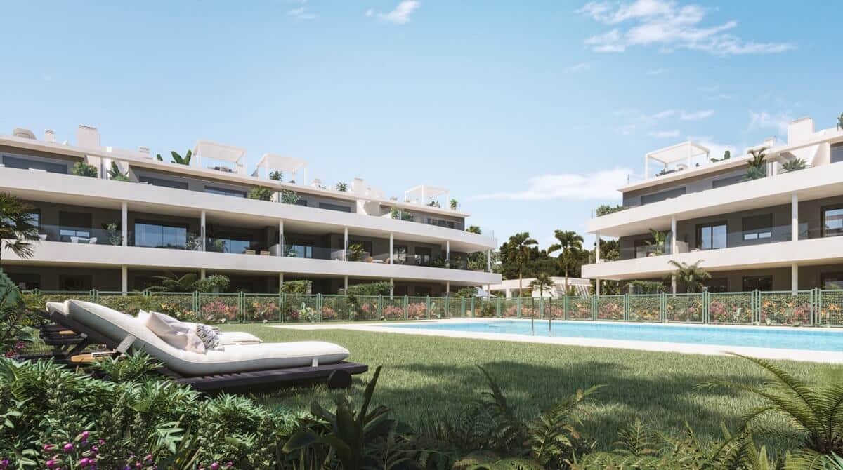 Penthouse in Estepona with 2 bedrooms and 2 bathrooms 100m2