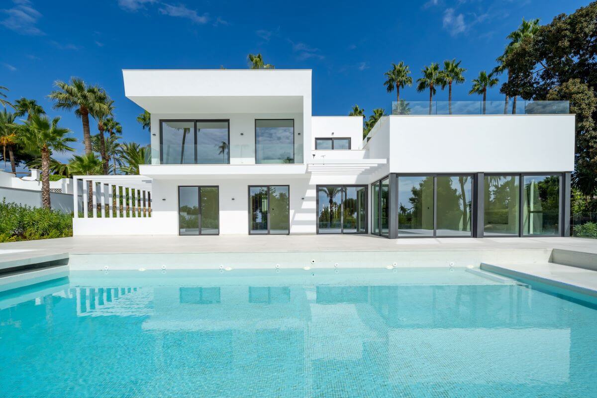 Villa in Benahavis with 4 bedrooms and 4 bathrooms 430m2