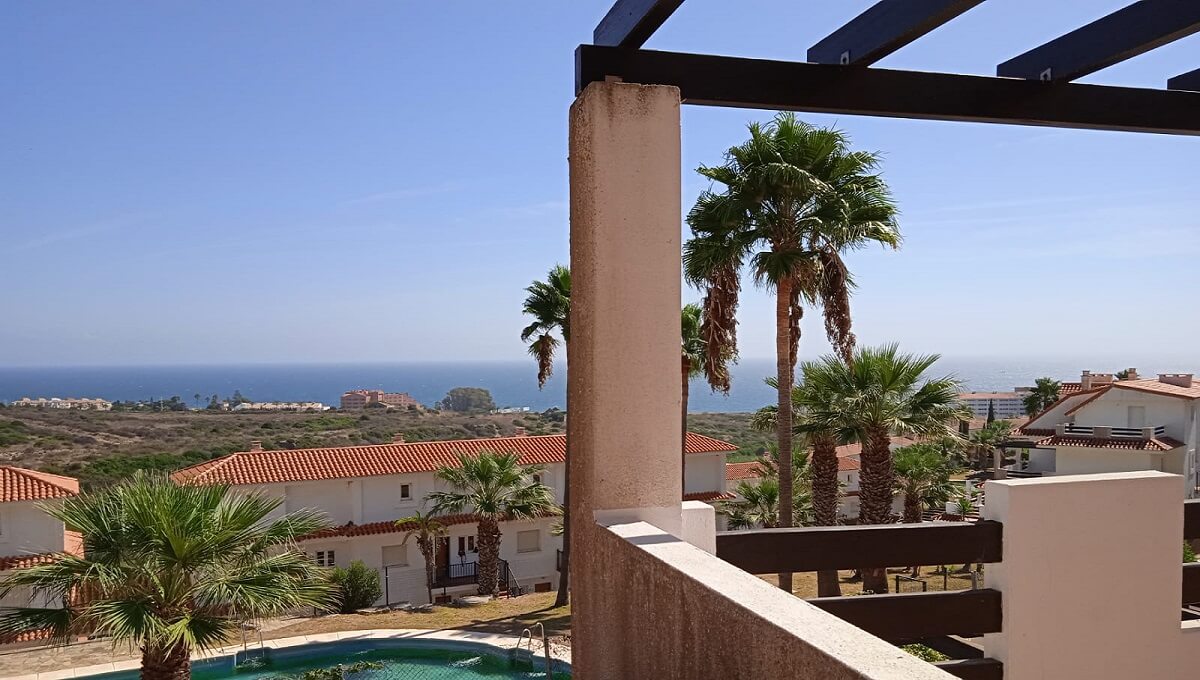 Apartment in La Duquesa with 2 bedrooms and 2 bathrooms 77m2