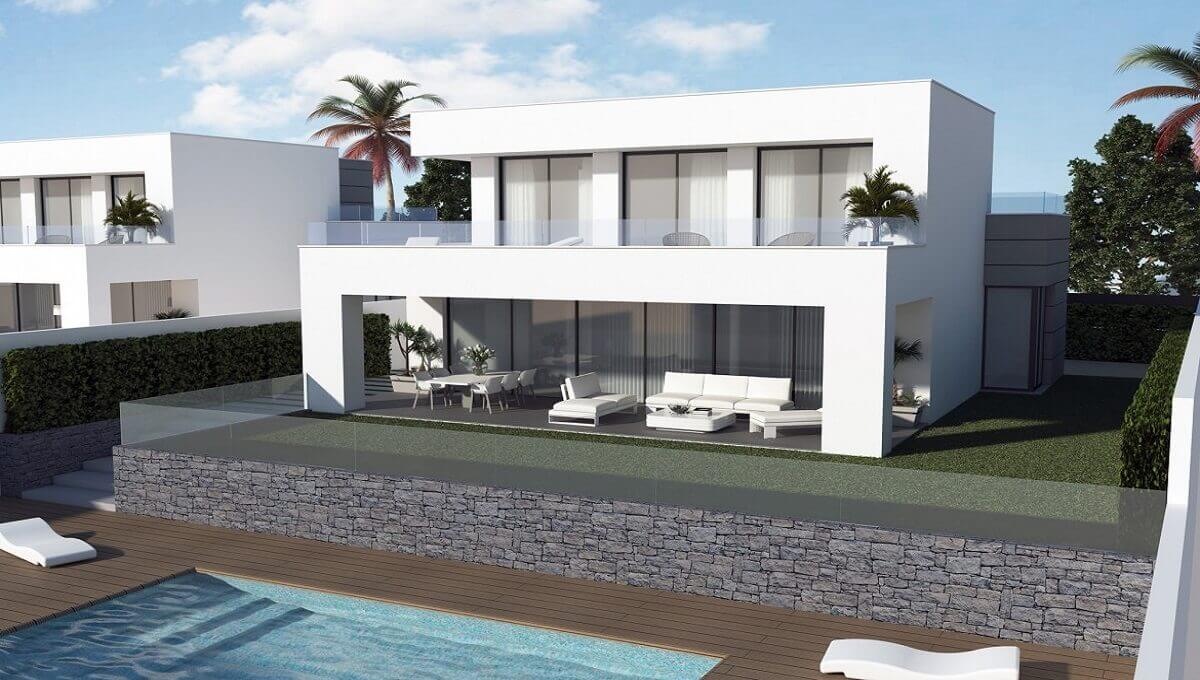 Villa in La Duquesa with 4 bedrooms and 5 bathrooms 230m2