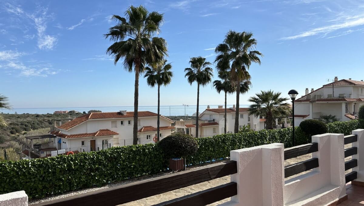 Apartment in La Duquesa with 2 bedrooms and 2 bathrooms 65m2